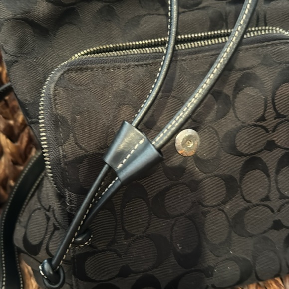 Coach signature C leather and canvas backpack - Picture 3 of 8